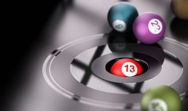 game3rb Free Play interface on mobile phone showing live baccarat table with dealer and betting options